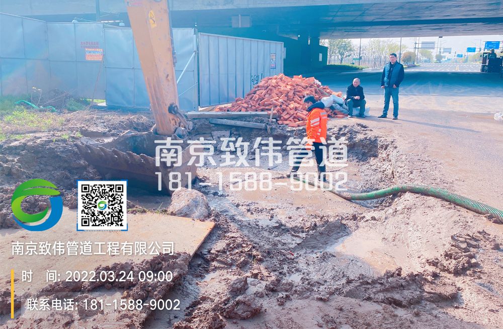 362玄武湖泥浆清理